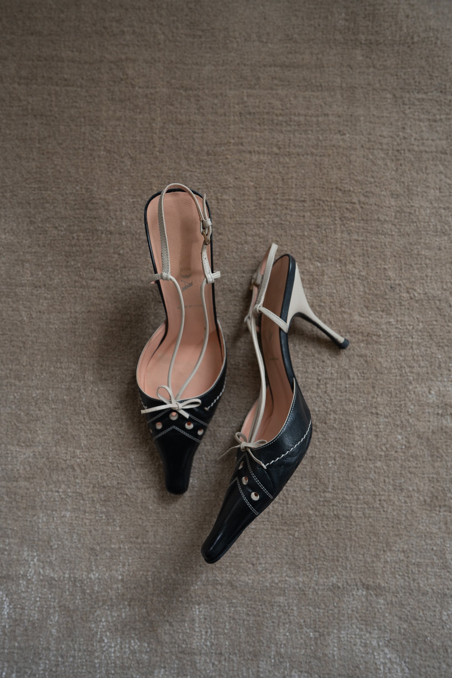 SLINGBACK HEELS, 39
